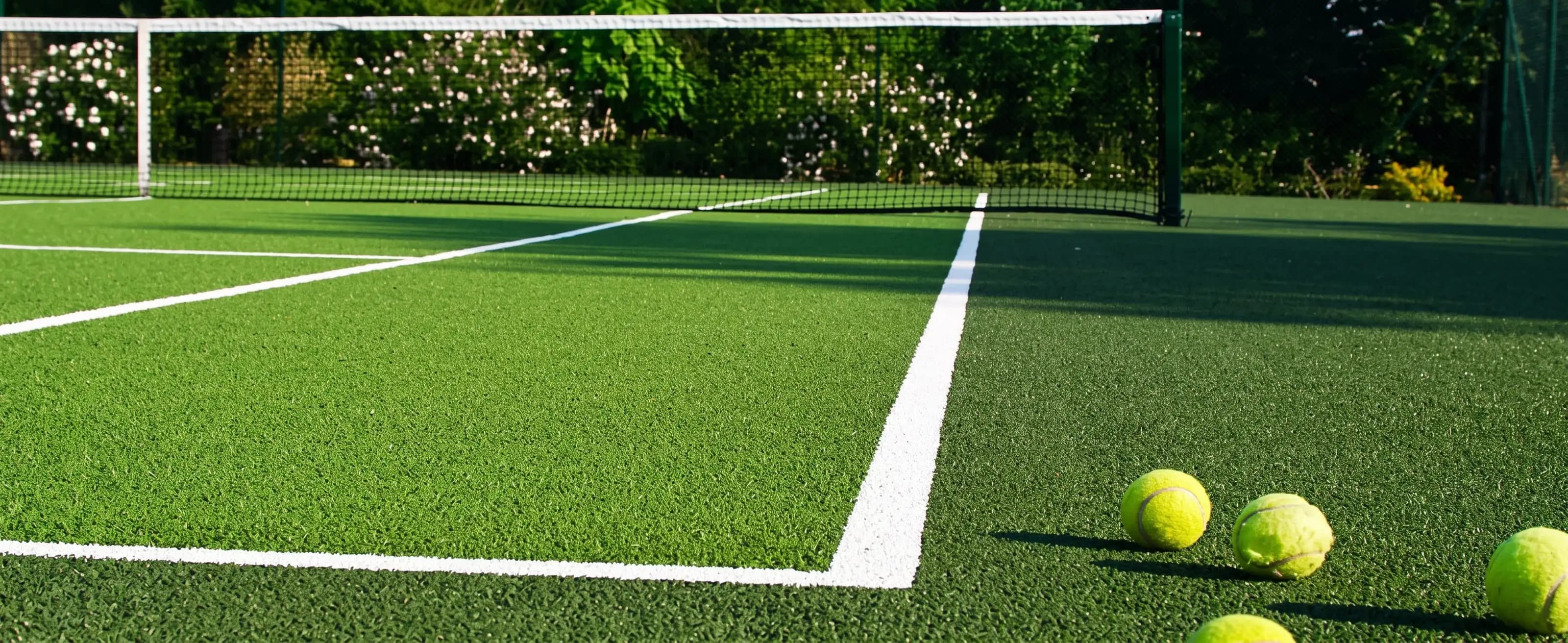 Instalasi Rumput Sintetis SGTurf & Padel